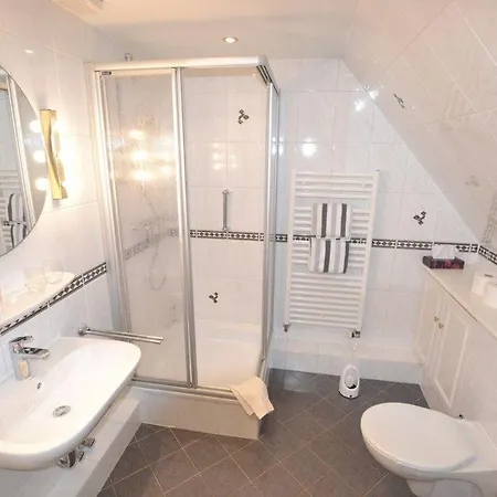Ferienhaus Landhaus Tons 2 *