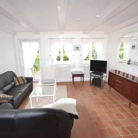 Landhaus Tons 2 Ferienhaus *